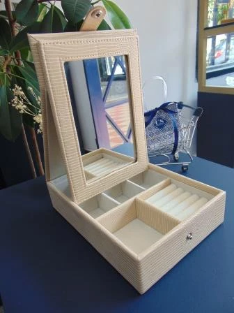 JOYERO LUXURY GRANDE ESPEJO CUERINA BEIGE  10