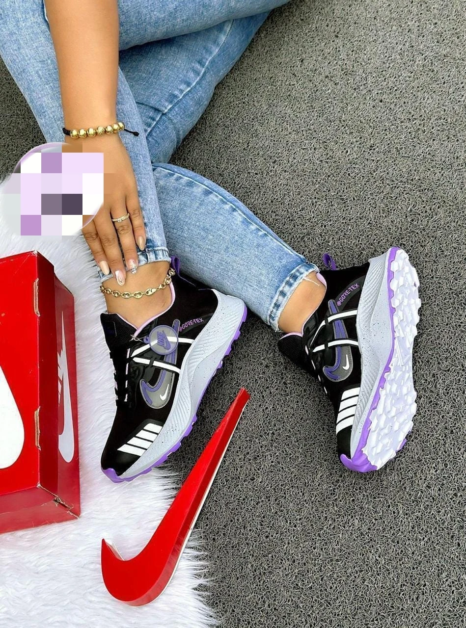 Tenis Dama Negro Lila