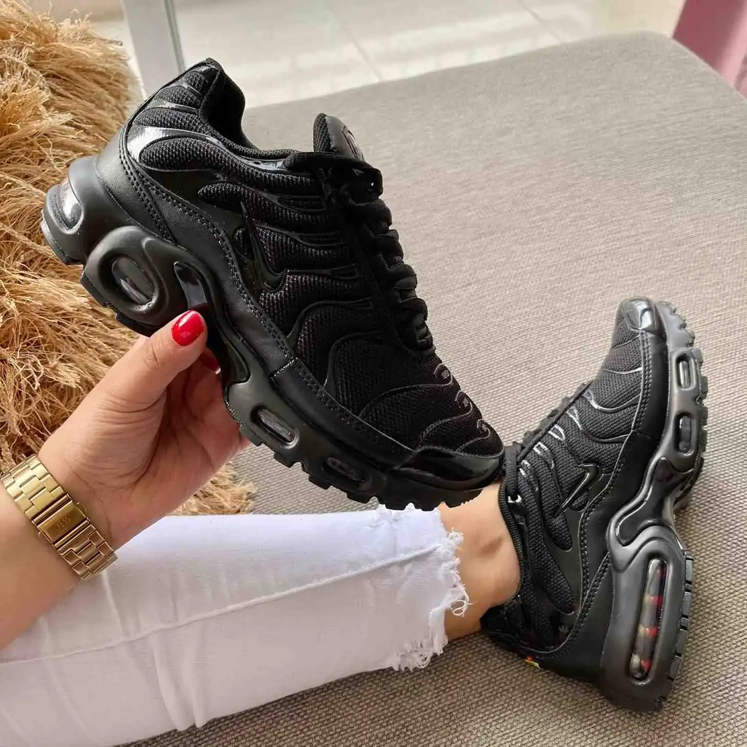 NIKE TN DAMA NEGRO  2