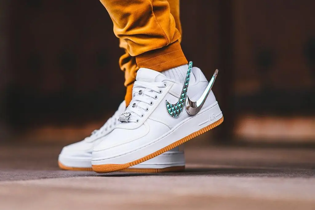 NIKE SURTIDA 3A 2