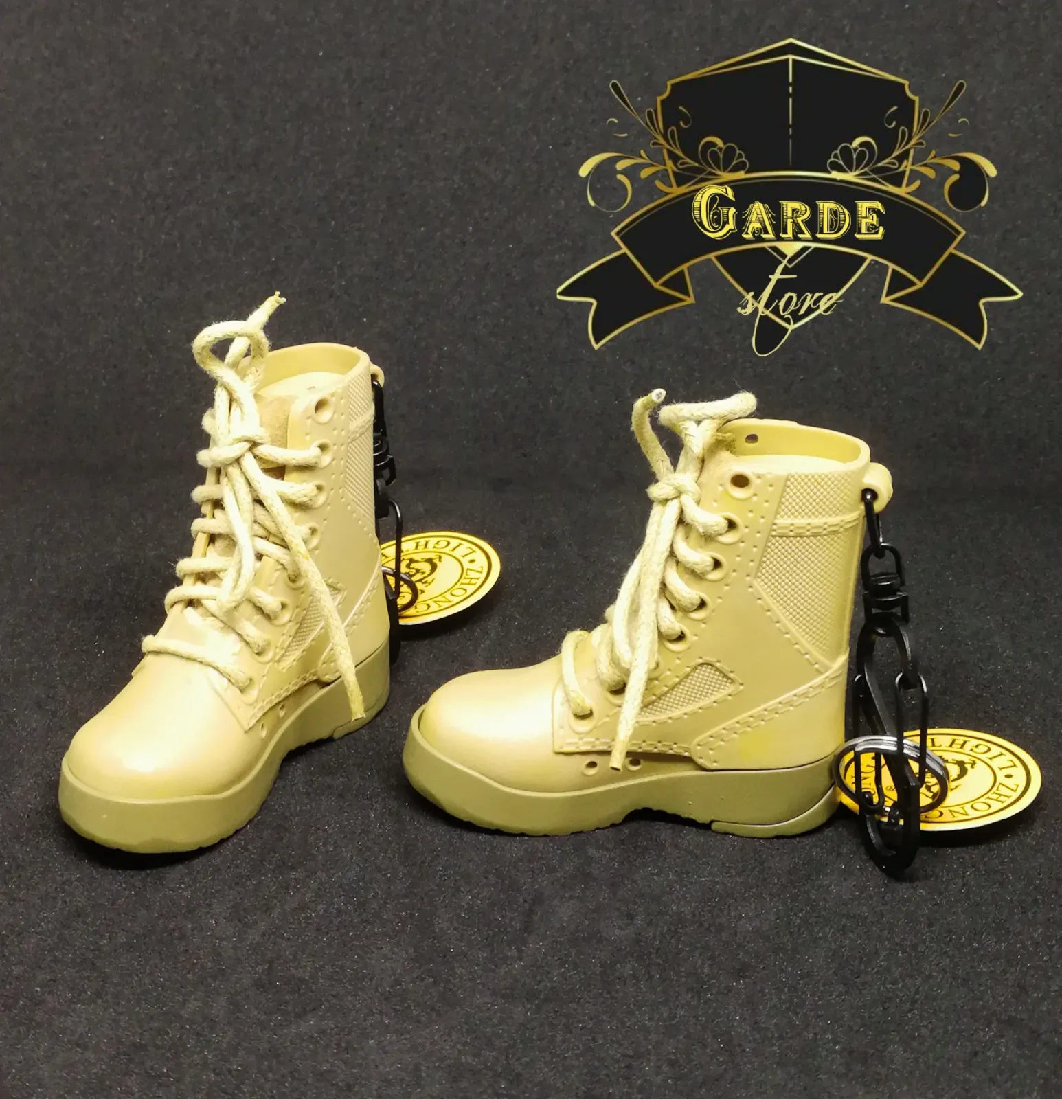 Encendedor abridor botas realista. 