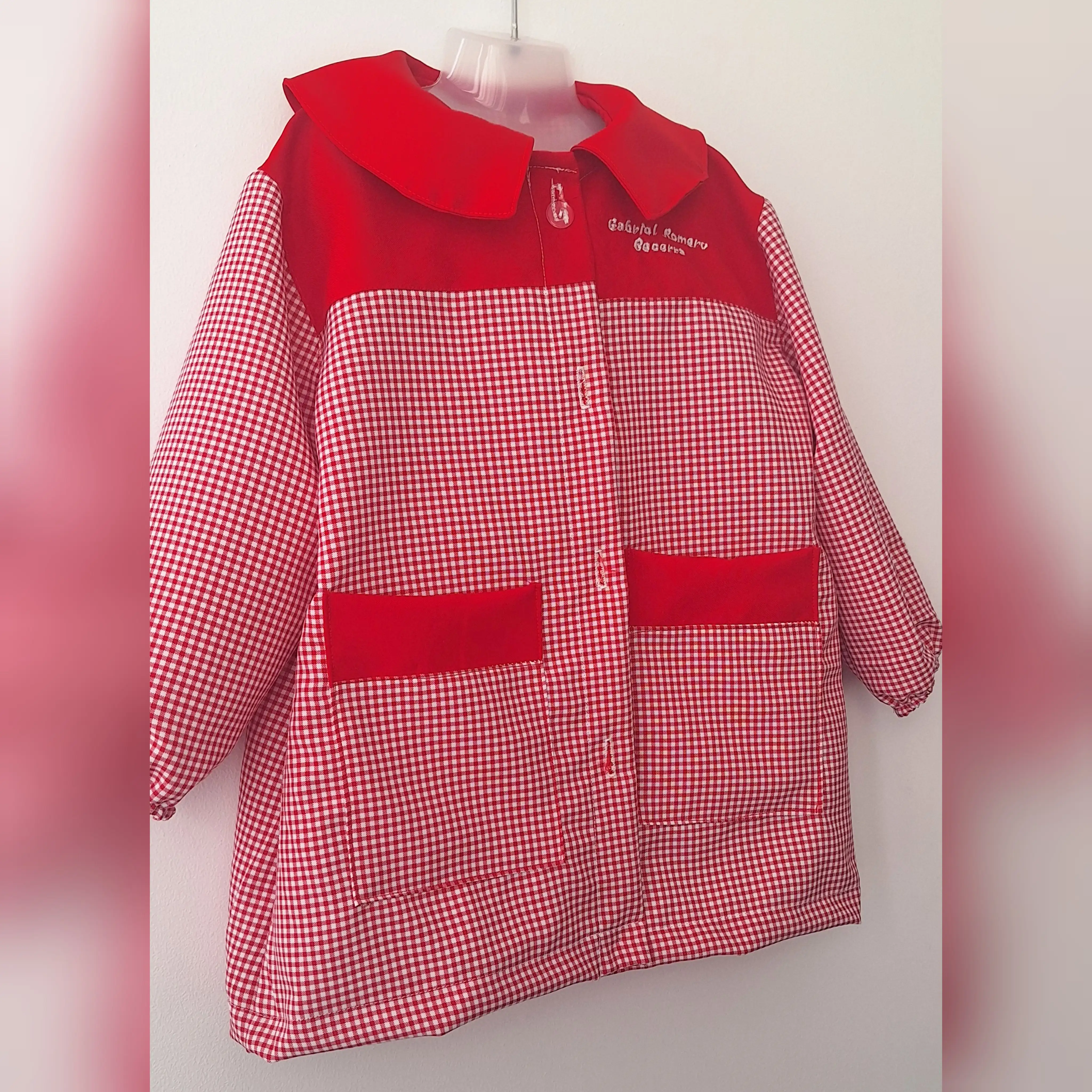 Delantal rojo cuadrille
