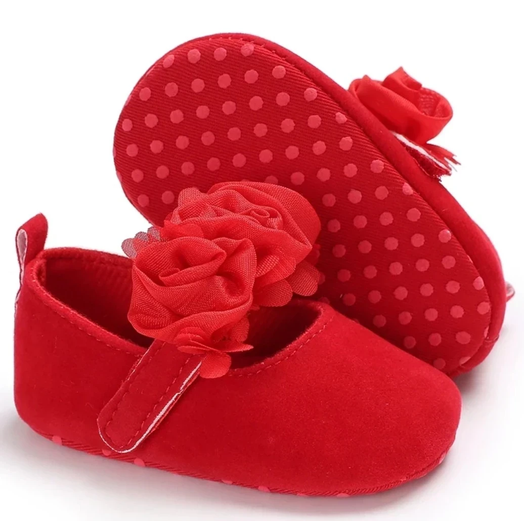ZAPATITOS ROJOS BEBE 2