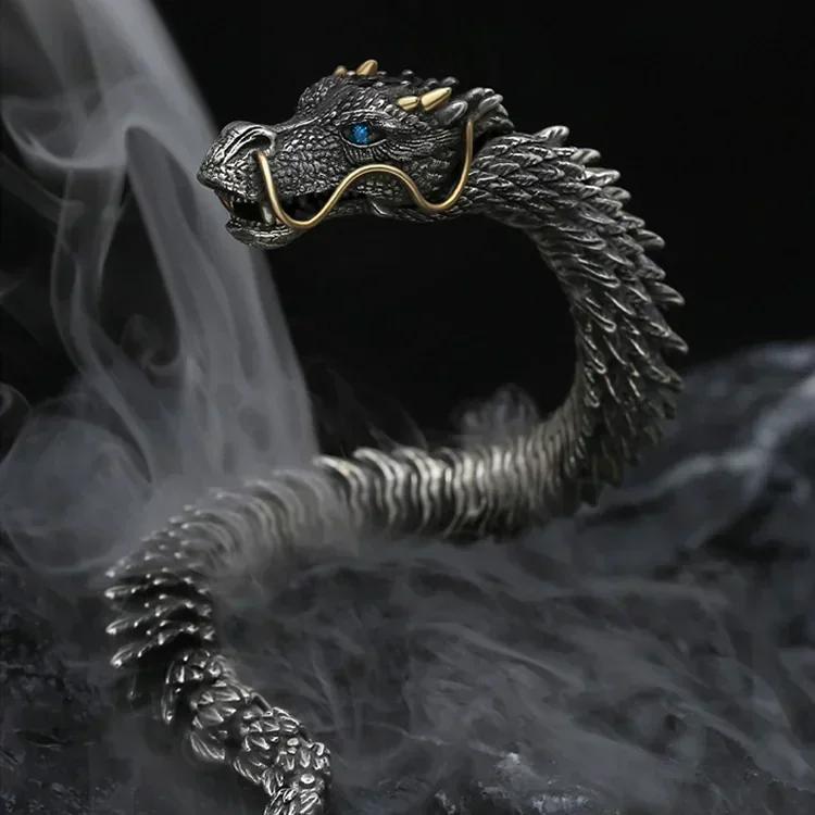 PULSERA DOMINEERING RETRO 2