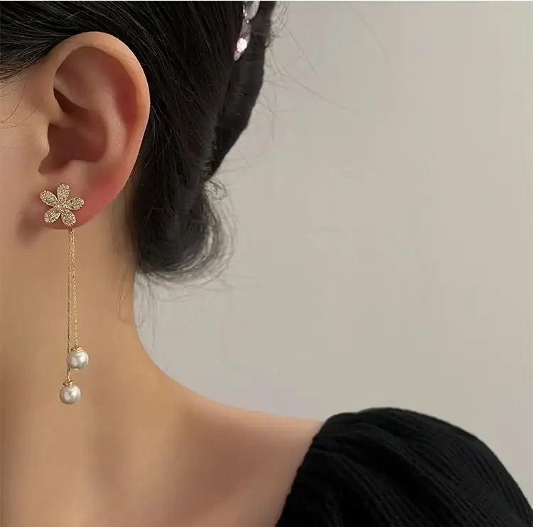 Aretes Flor de Hada REF: A33 2