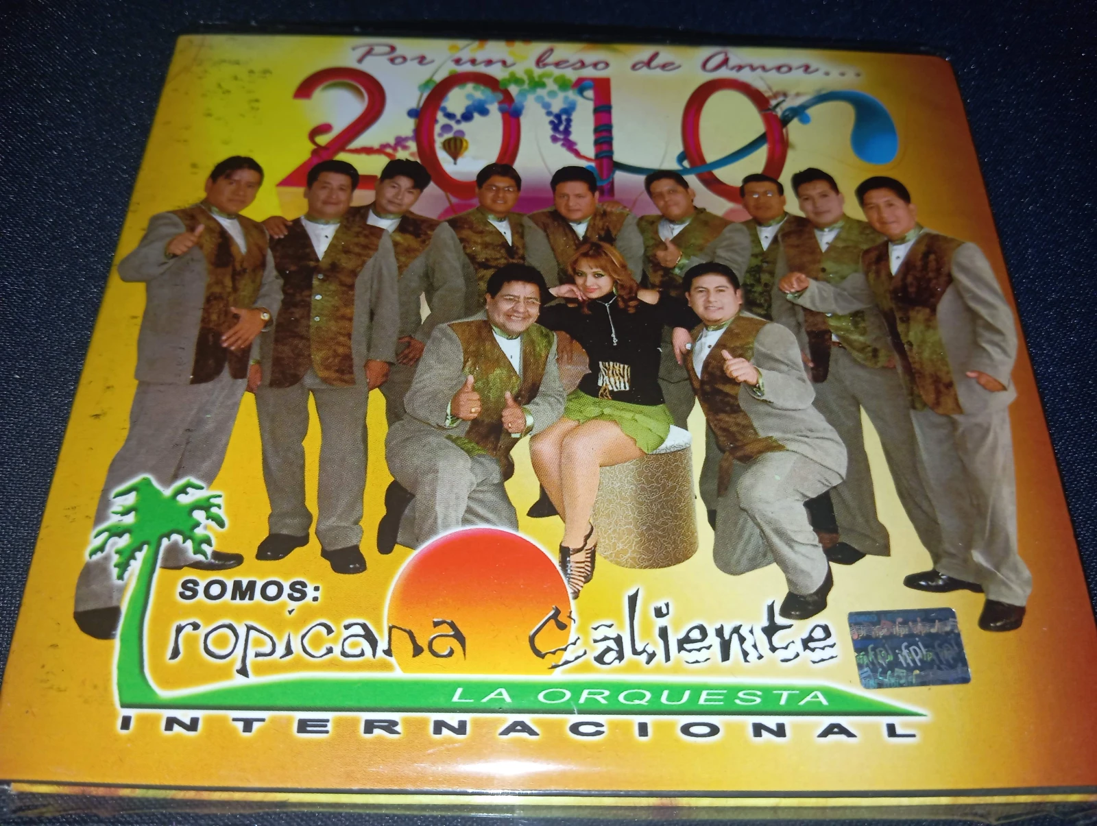 Tropicana Caliente - Por Un Beso De Amor (DISCOLANDIA)