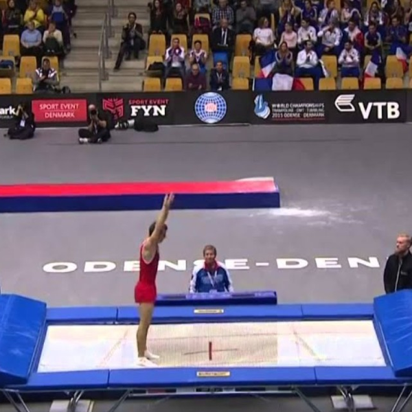 GIMNASIA EN TRAMPOLÍN