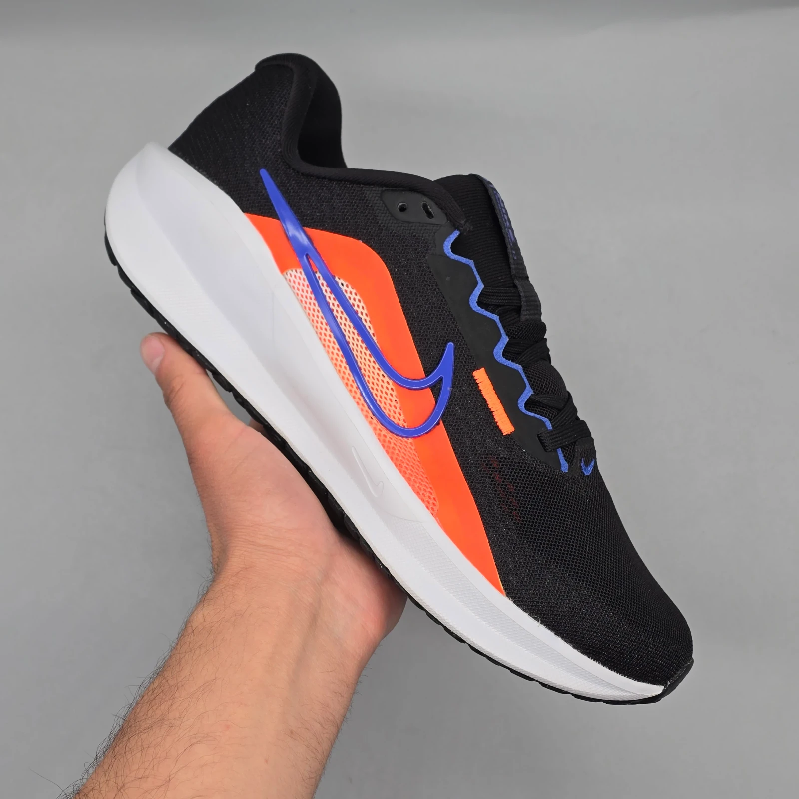 NIKE DOWNSHIFTER 13 2