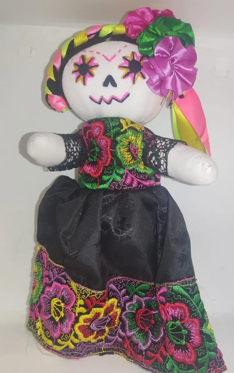 Muñeca Catrina edición especial día de muertos  4