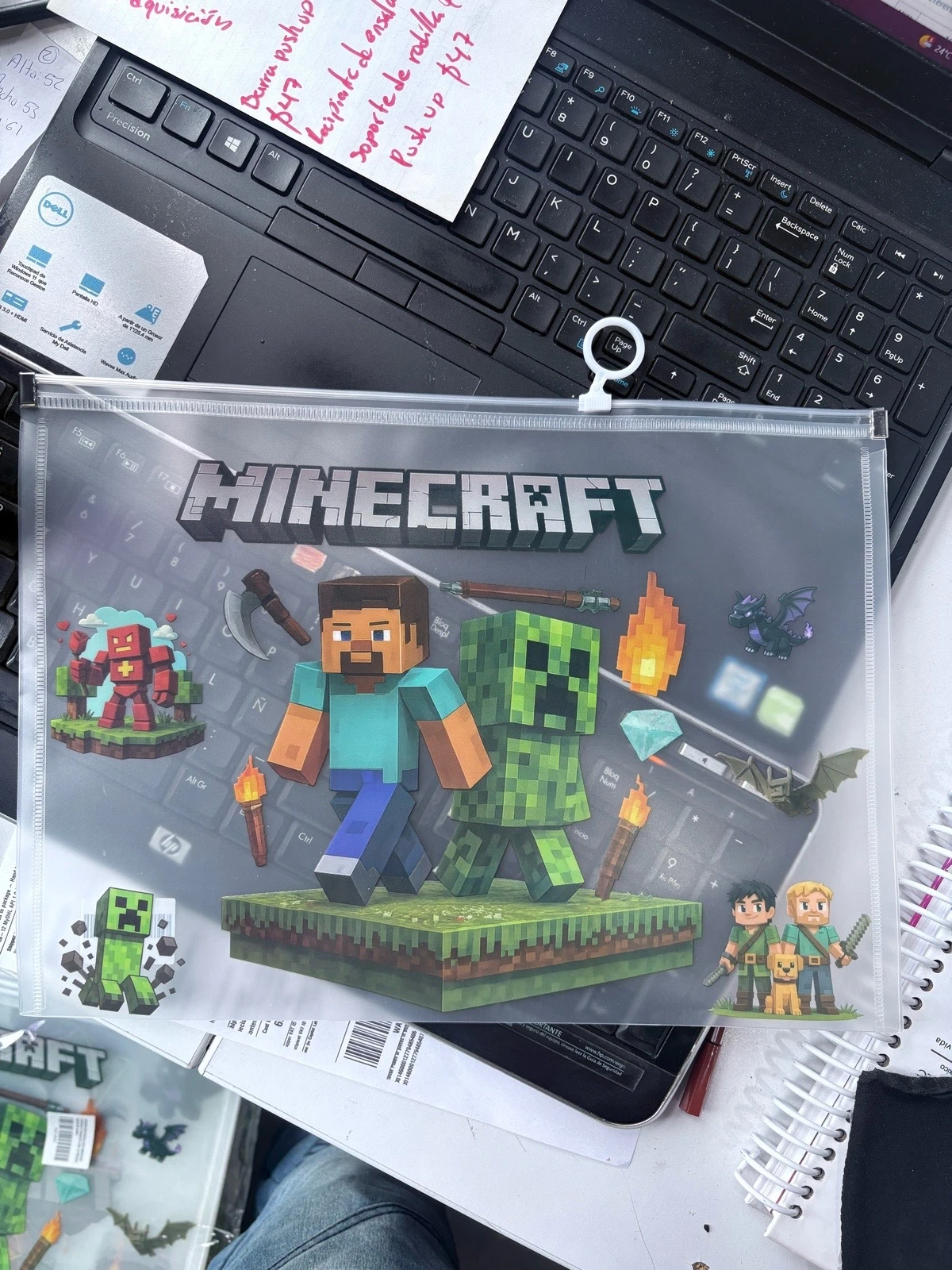 12 Folders de plastico tamaño carta de personajes  3
