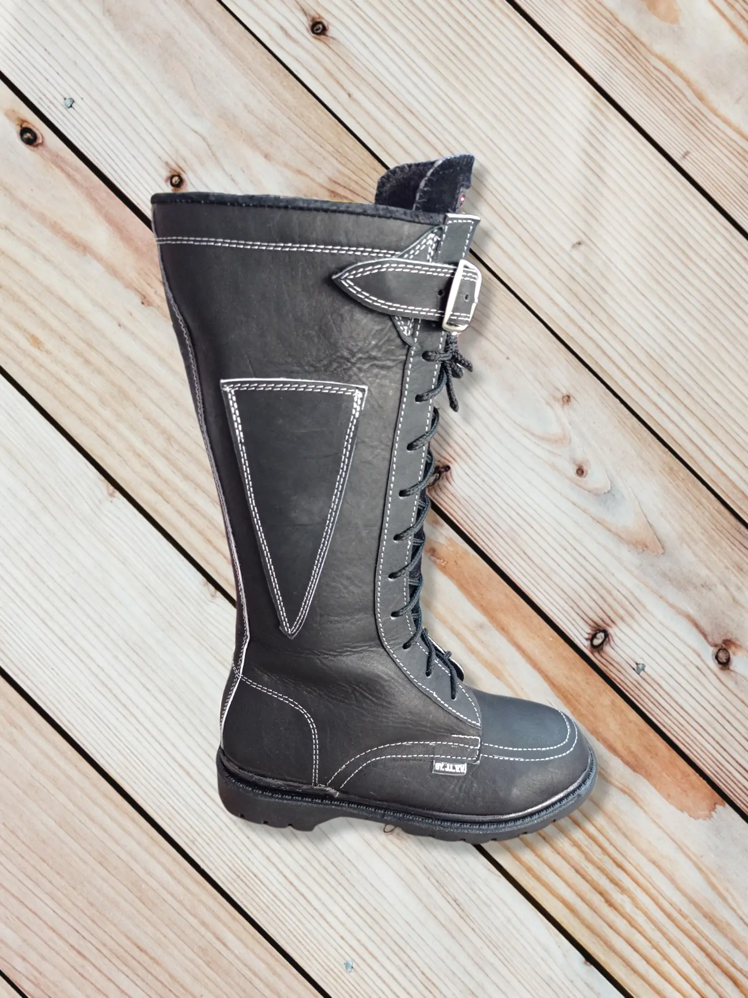 Botas de piel, color negro  4