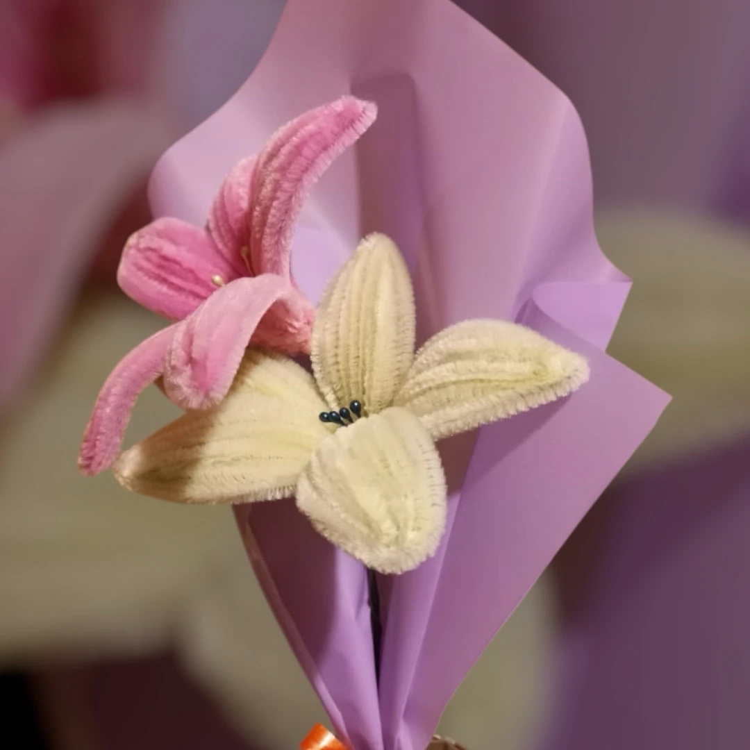 Flores artesanales hechas a mano 6
