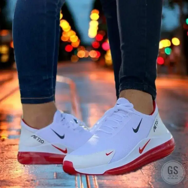 Air Nike 720 4