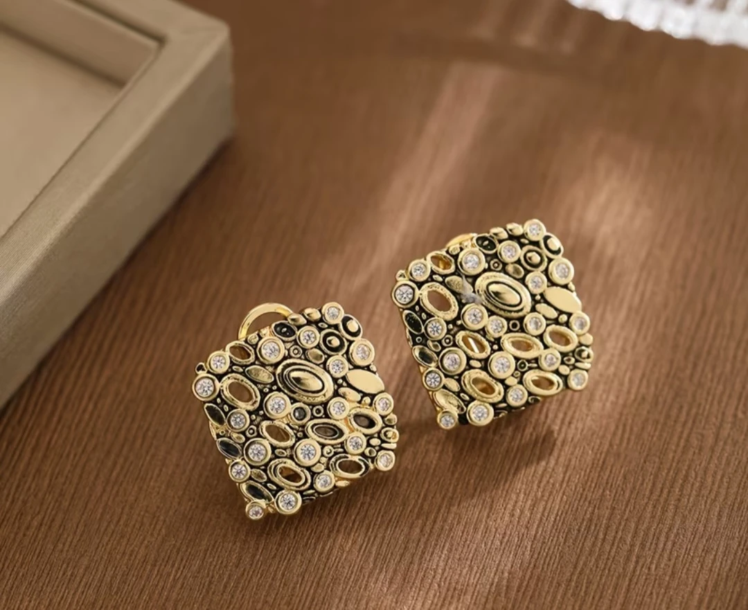Aretes