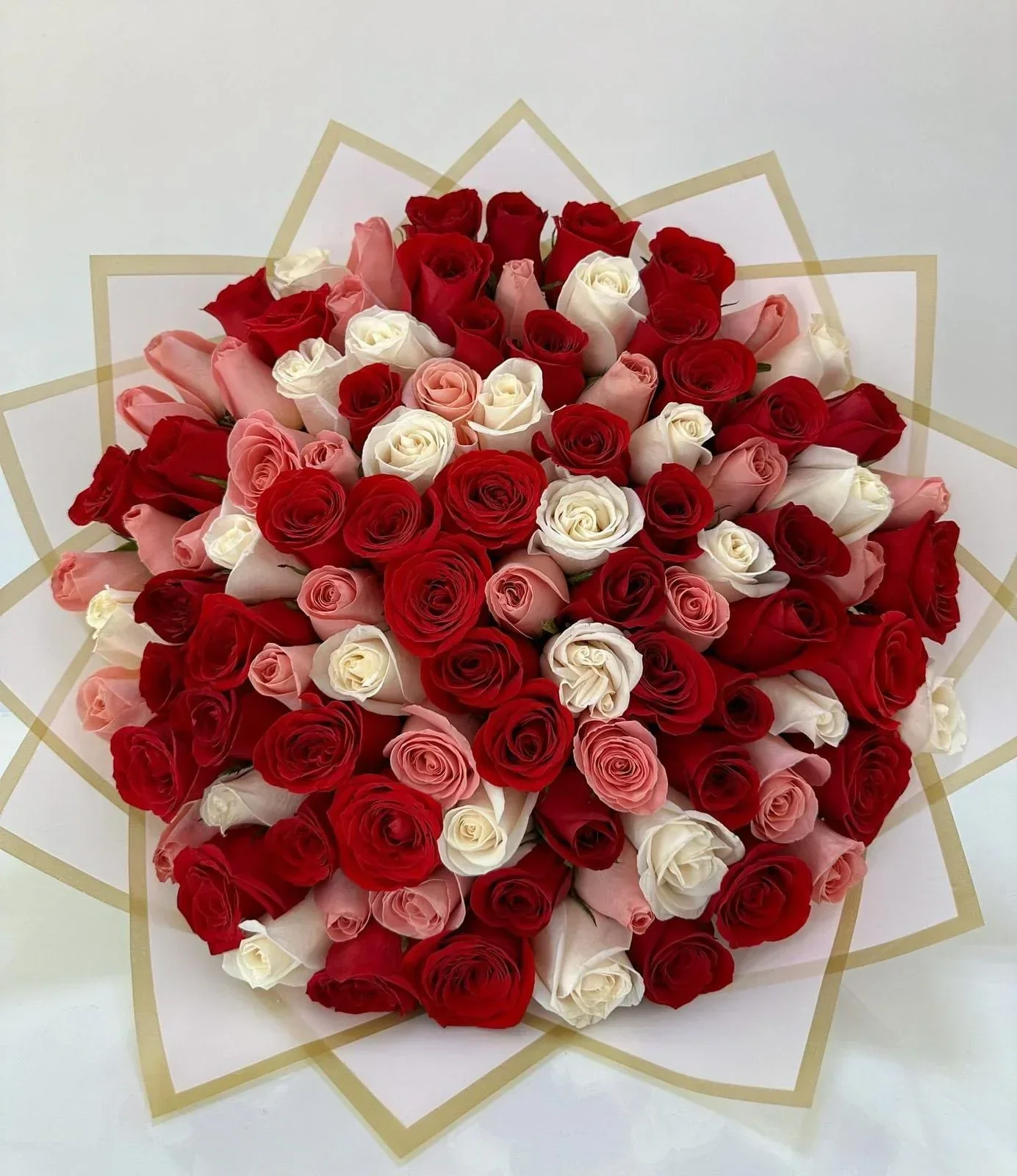 R2 Ramo 100 Rosas Mixtas