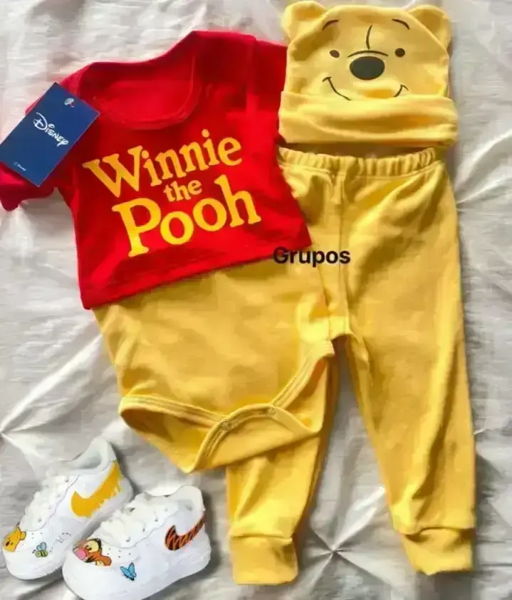 Set de 3 piezas pantalón, pañalero y gorrito Winnie Pooh 6-8 m