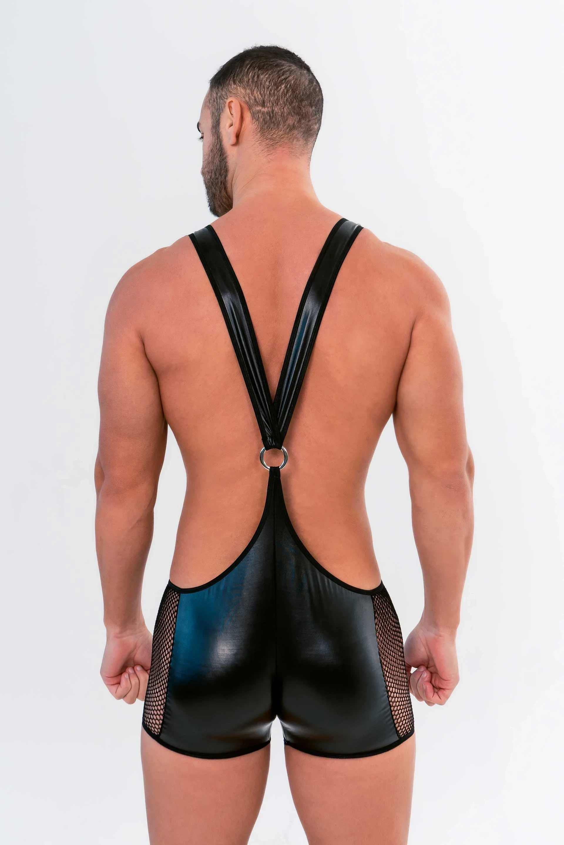 BODY ENGOMADO CON TIRADORES 2
