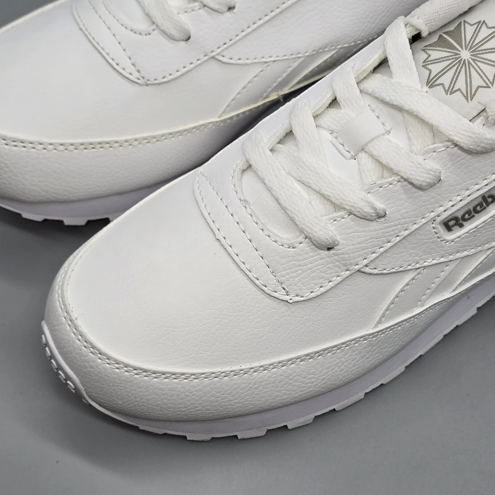 REEBOK CL RENAISSANCE 10