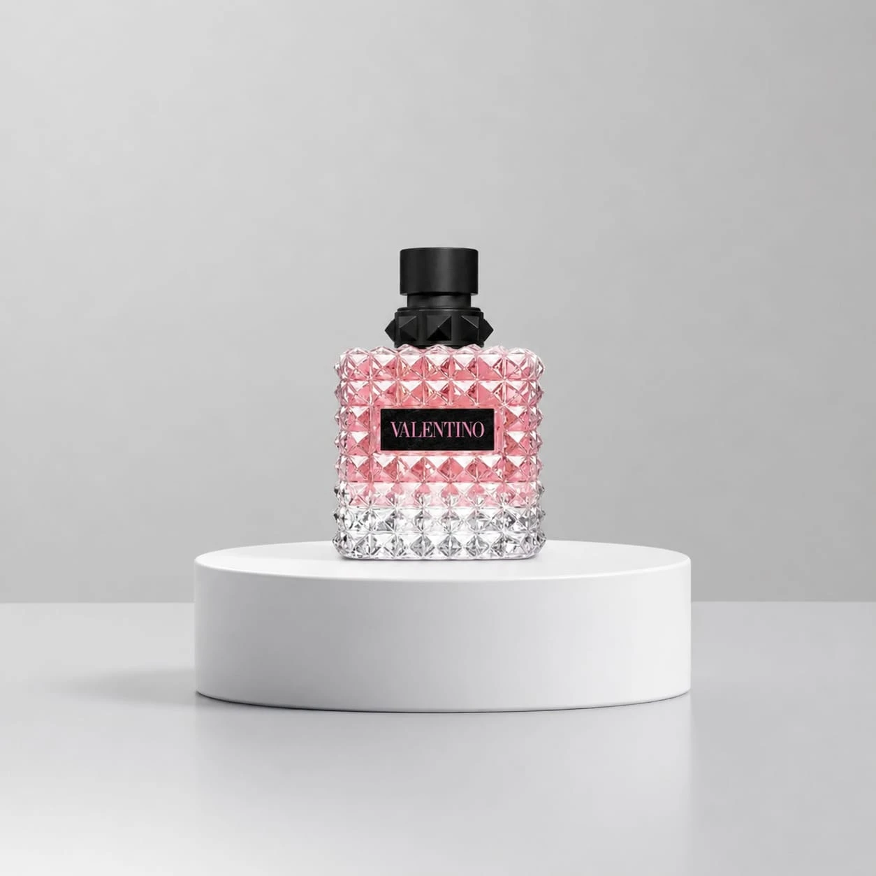 Valentino Donna Born In Roma – Valentino