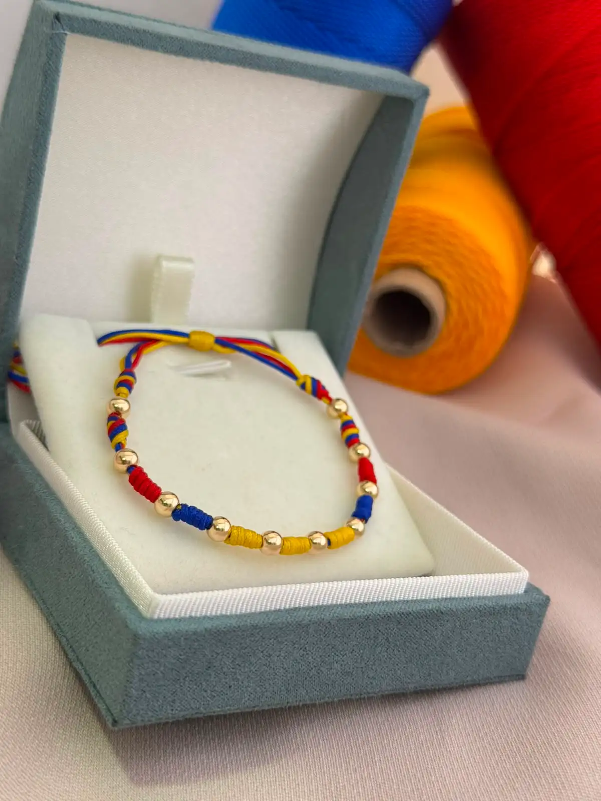 Ref042 - tricolor
