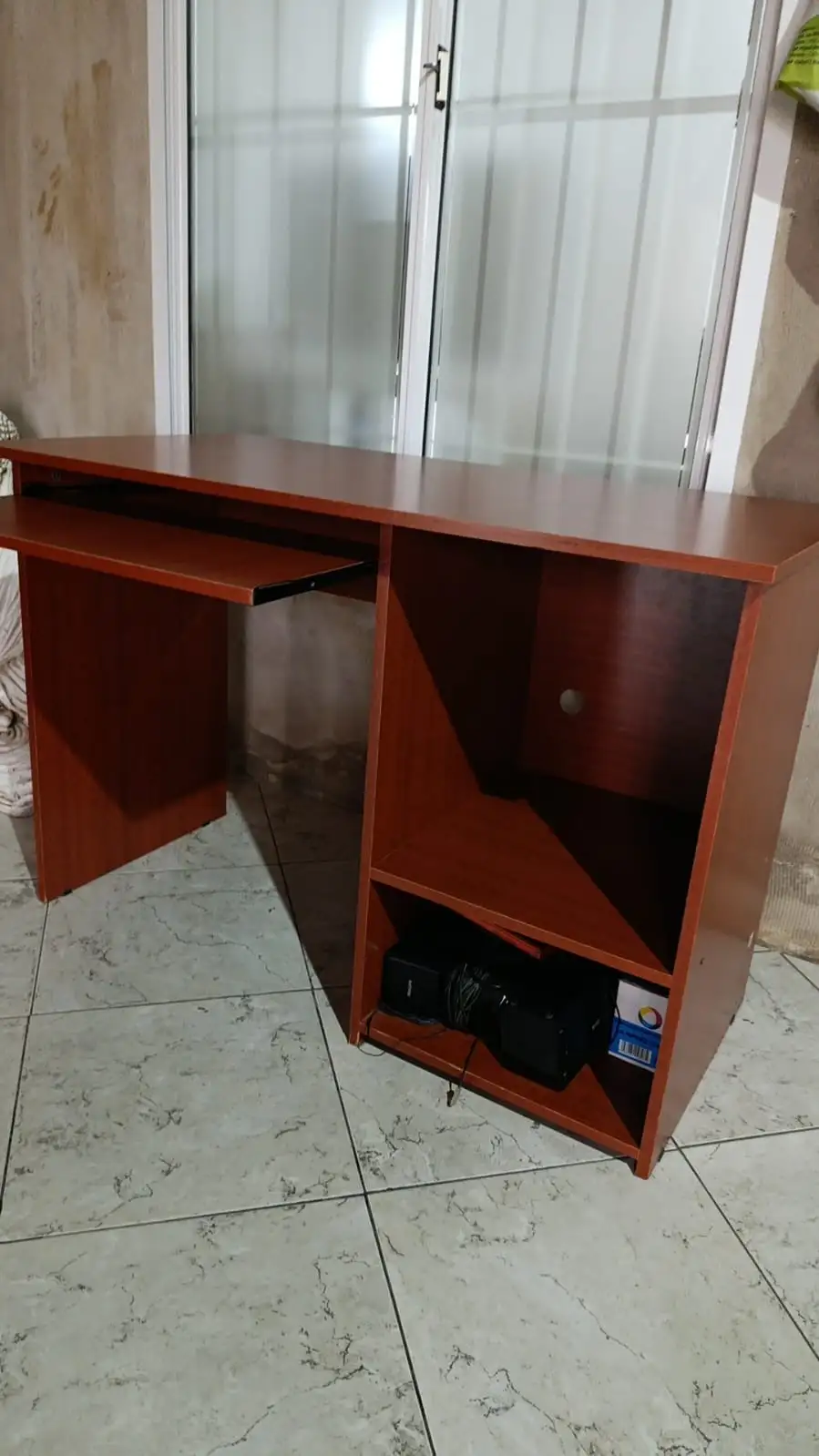 1.10 cm x 57cm 75cm de alto 2