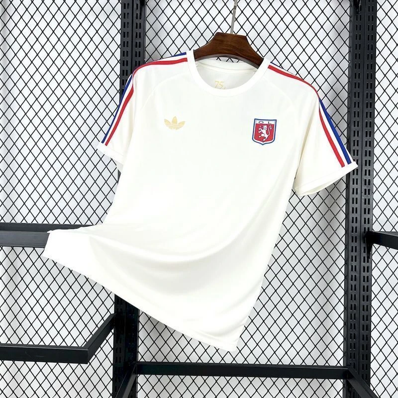 CAMISETA VERSION JUGADOR IMPORTADA OLYPIQUE DE LYONNAIS