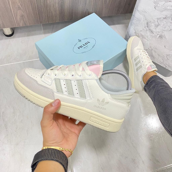 Adidas dama