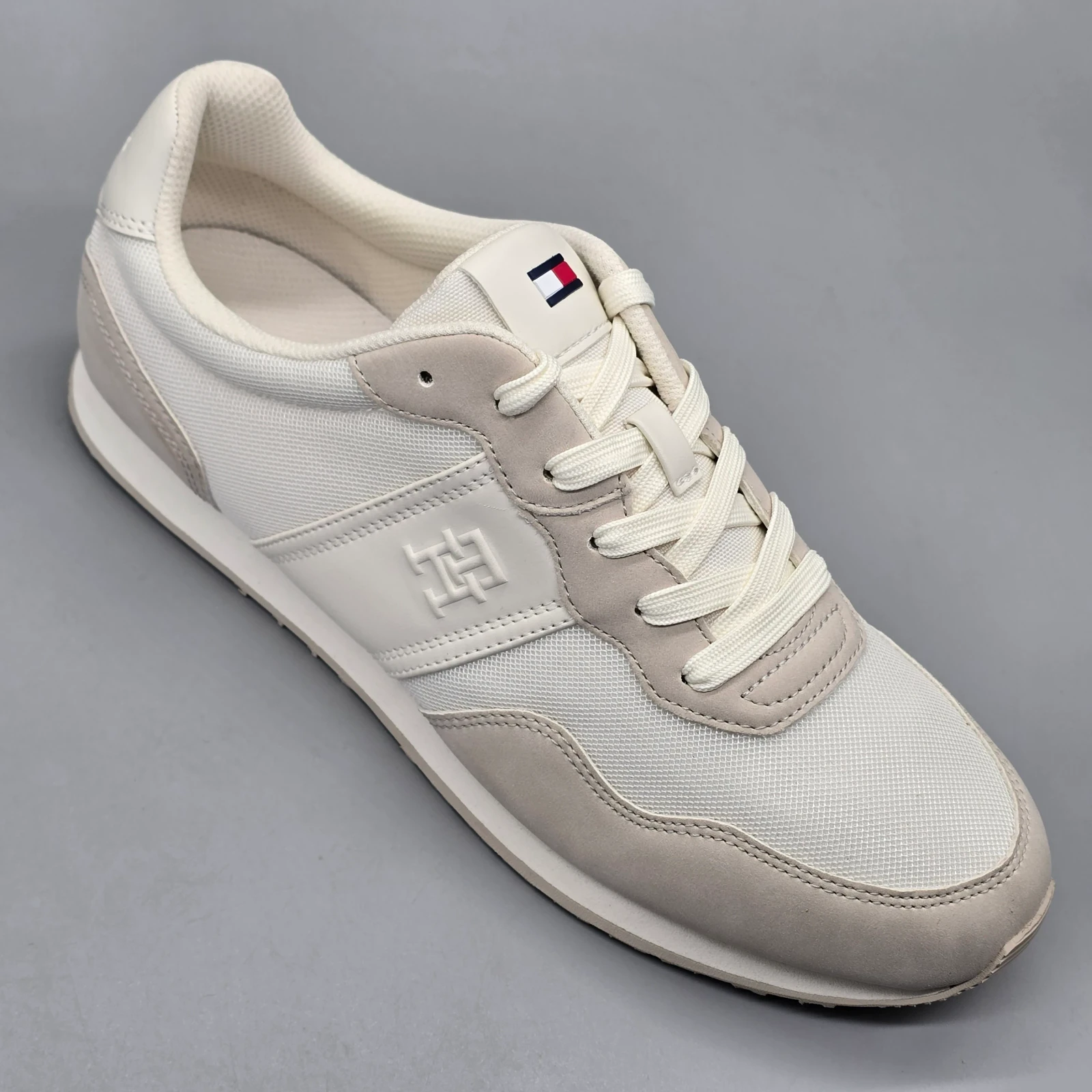 TOMMY HILFIGER CAMEO  3