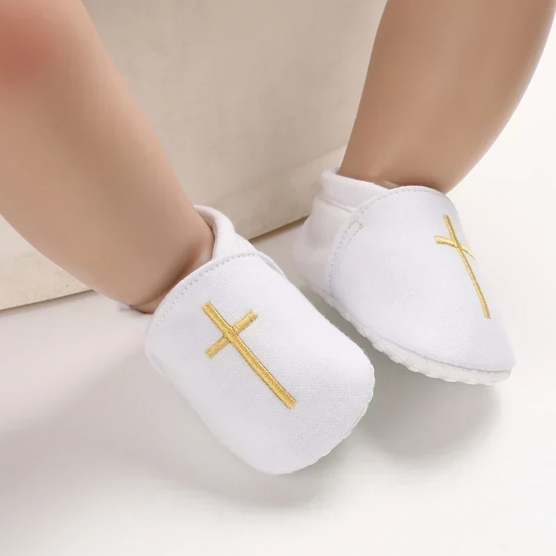 BAUTIZO ZAPATITOS BLANCO 2