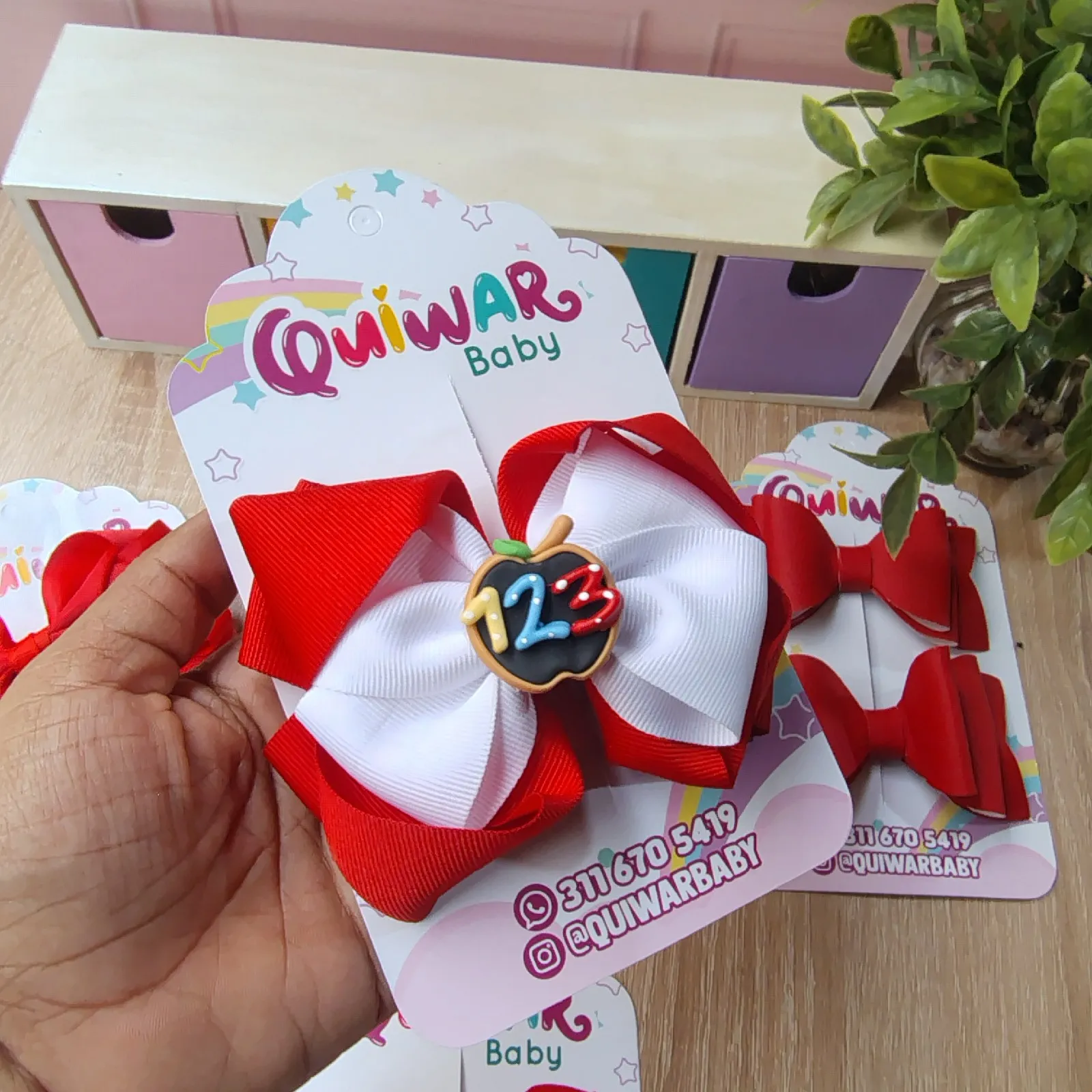 Set Escolar Rojo con Blanco 3