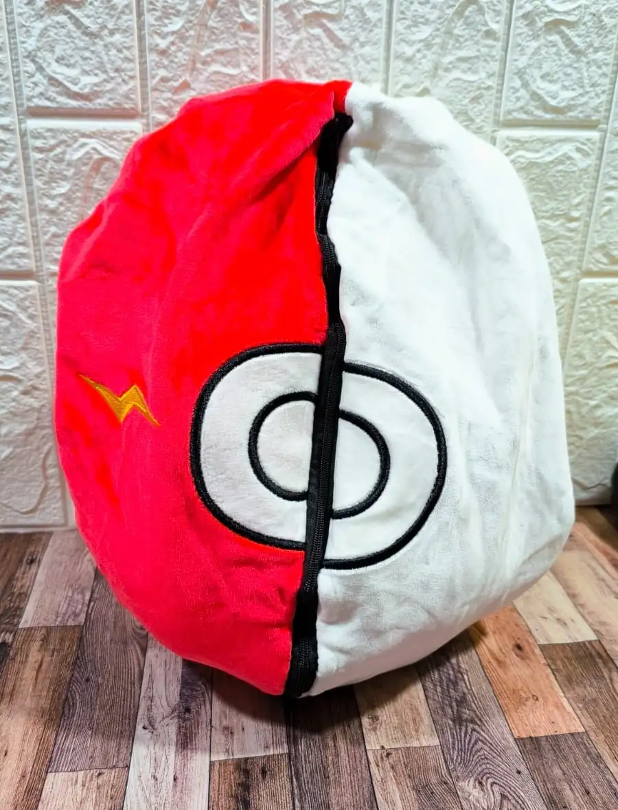 Peluche sorpresa PIKACHU 2