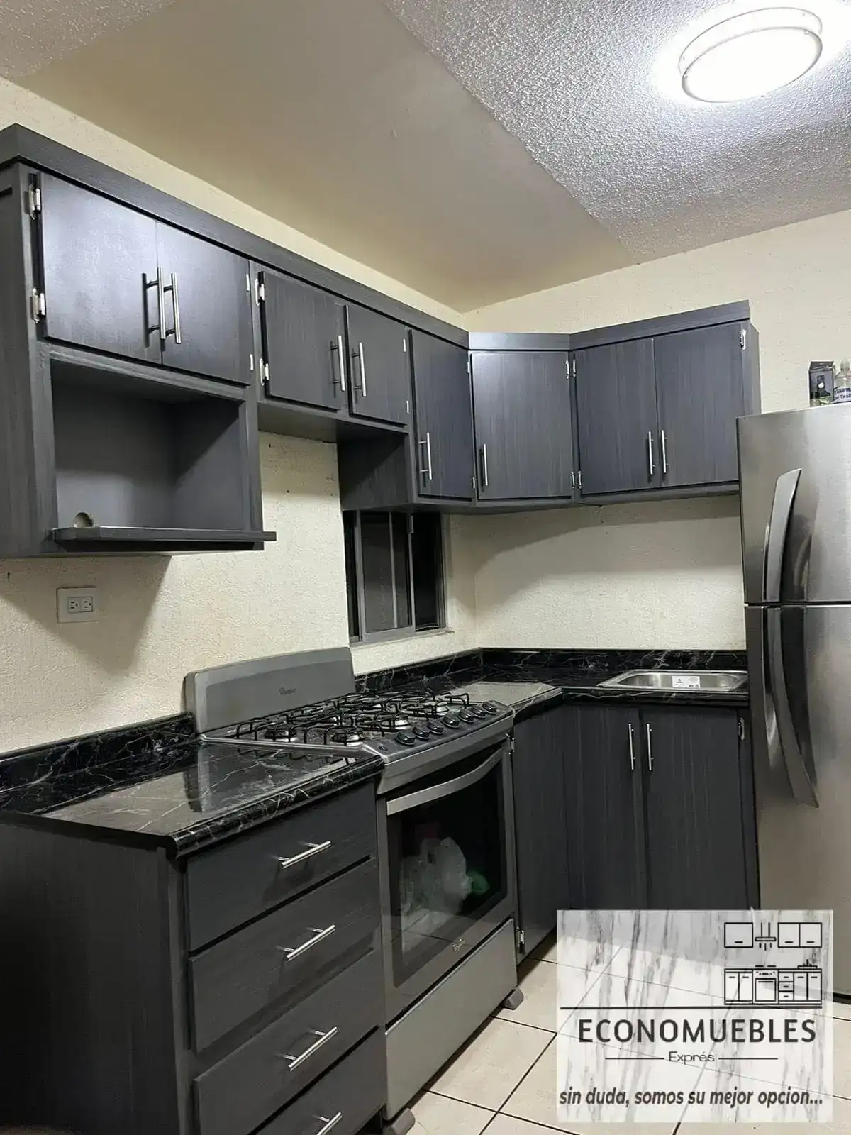 Cocina gris grafito