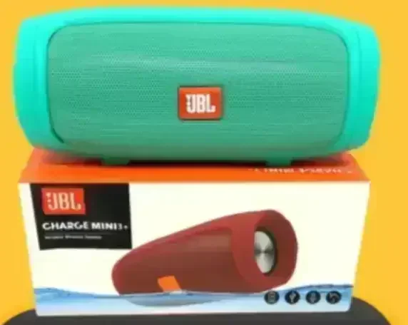 Parlantes JBL Charge Mini 3+ 4
