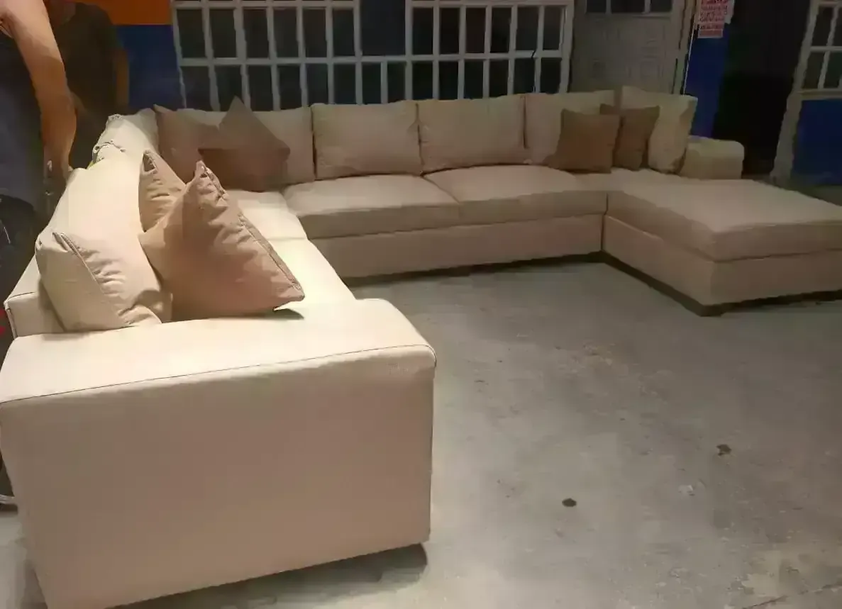 Sala en U Moderna  3