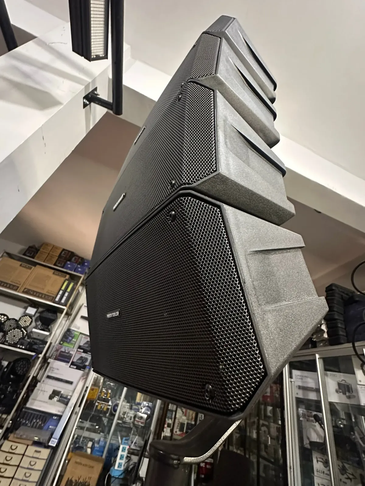 LINE ARRAY AMERICAN TECNOLOGY WM-727 5