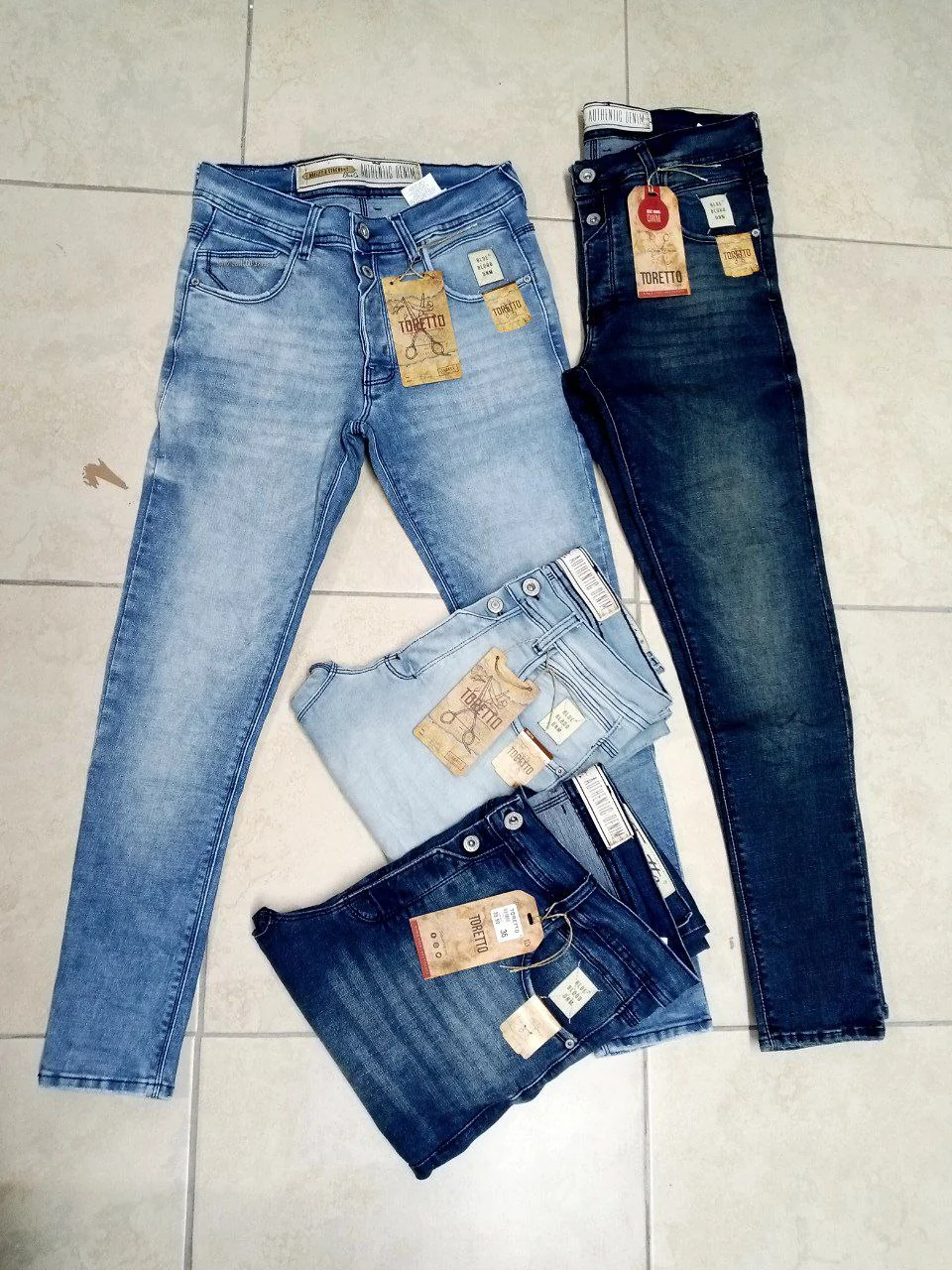 Pantalones jeans TORETTO