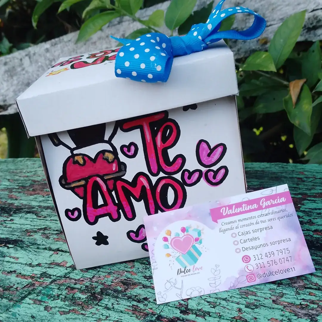 Caja pequeña 15*15 cm 