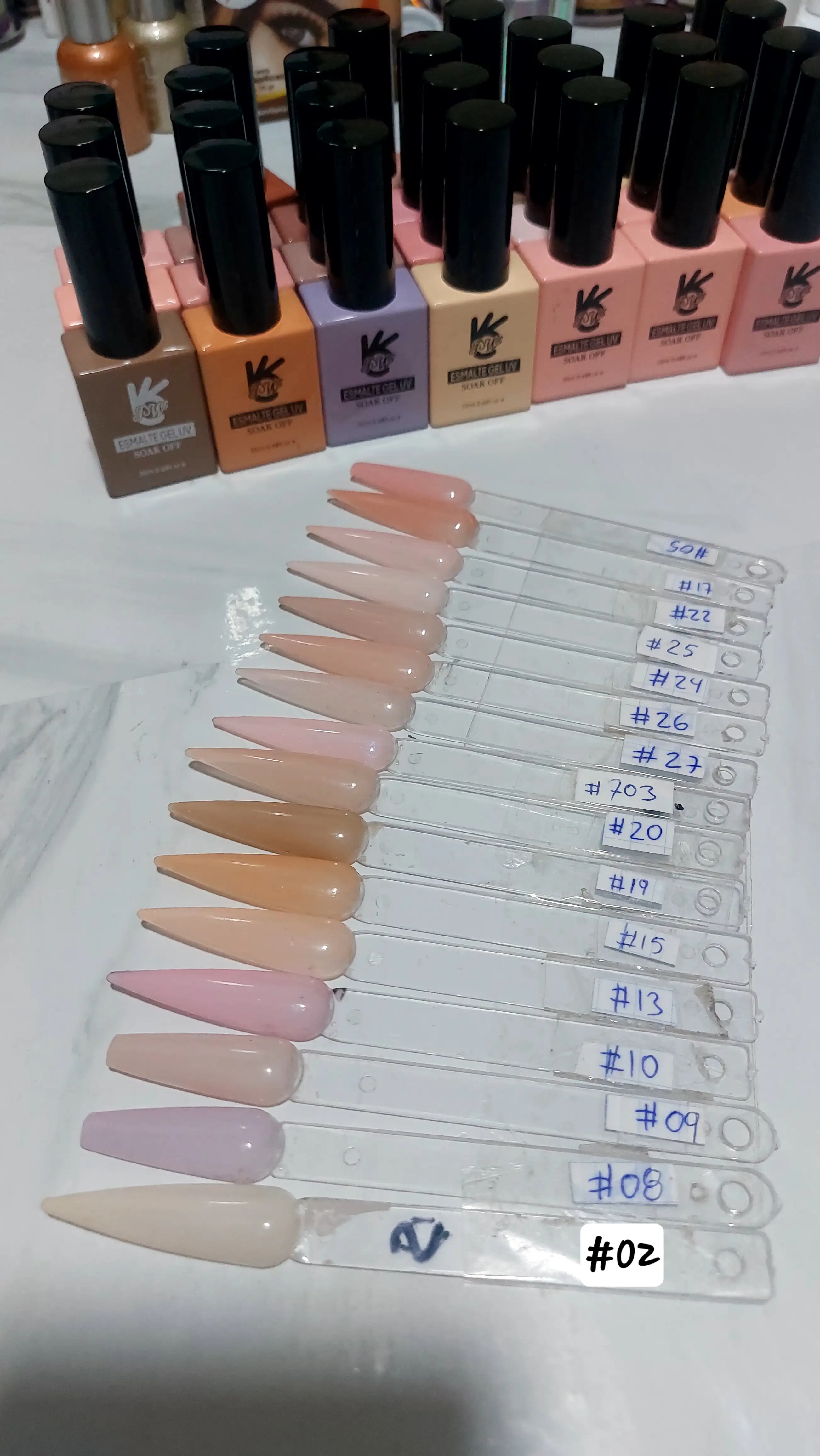 ESMALTES P&W 