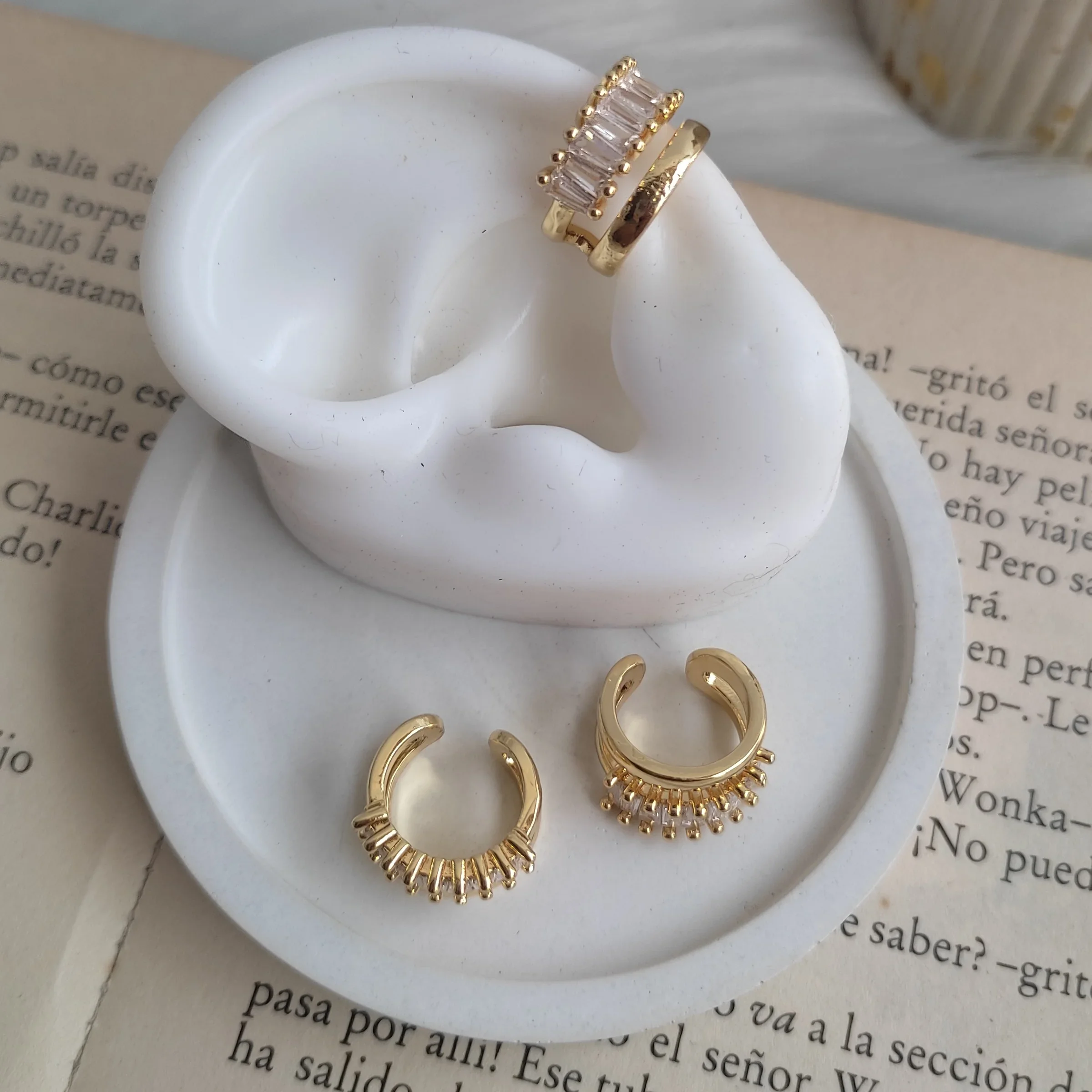 EARCUFF PIEDRAS DOBLES 2