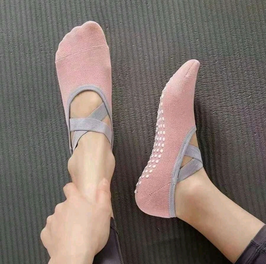 Calcetines yoguis rosas 2