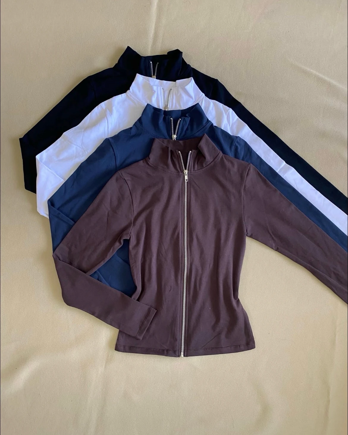 CAMPERA ALGODON CON LYCRA