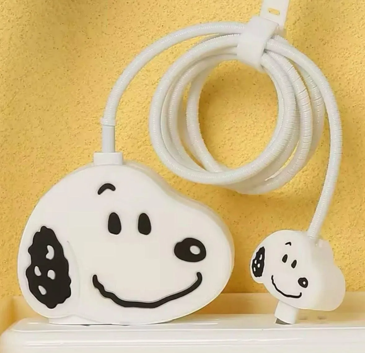 protector snoppy