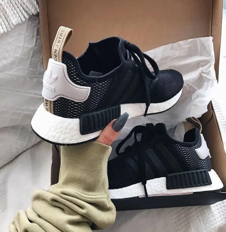 ADIDAS NMD dama  4