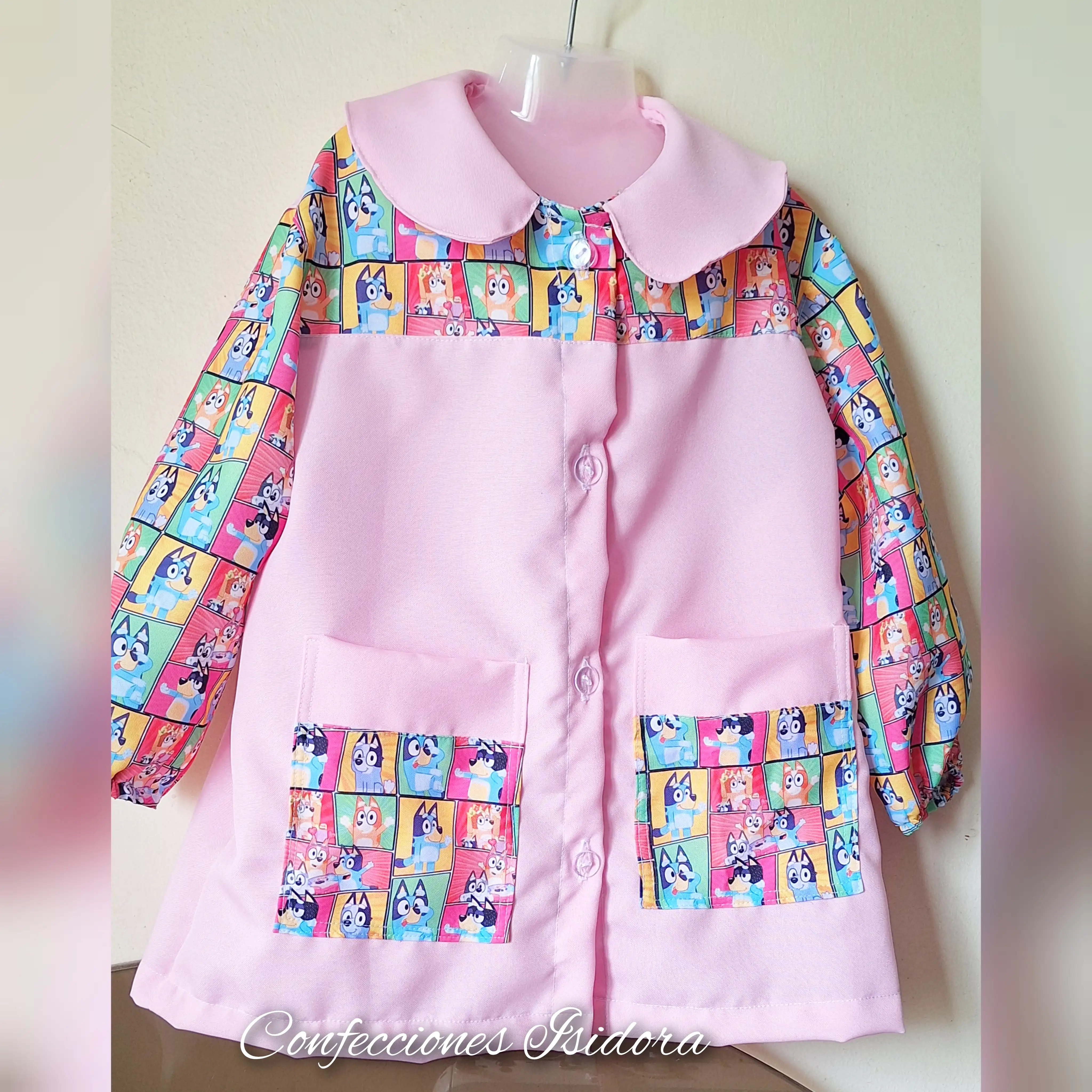Delantal bluey , rosado