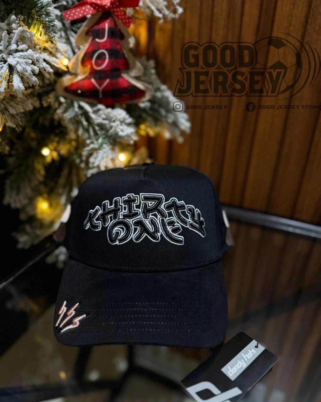 31 Hats Murakami Black
