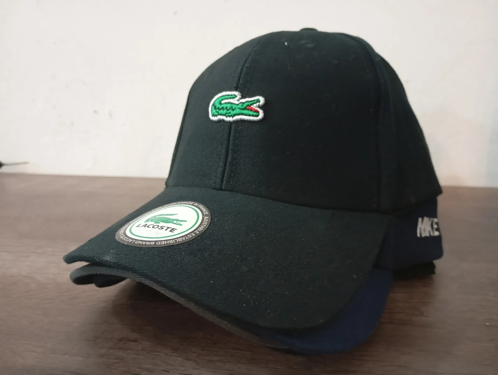 🐊GORRA LACOSTE NEGRA 🐊