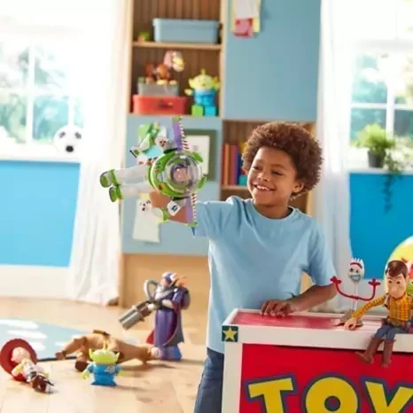 Figura de acción interactiva parlante de Buzz Lightyear 3