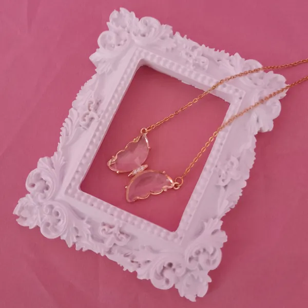Collares