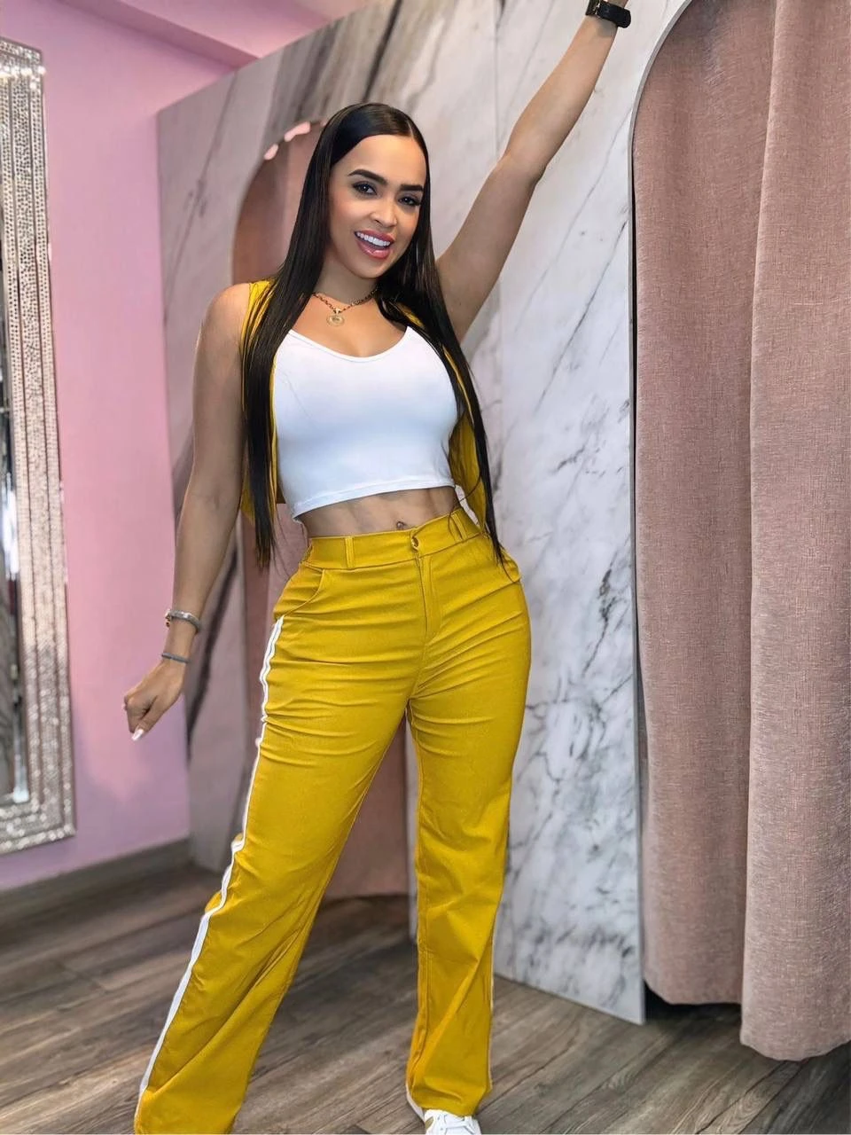 Conjunto Pantalón top y chaqueta  5