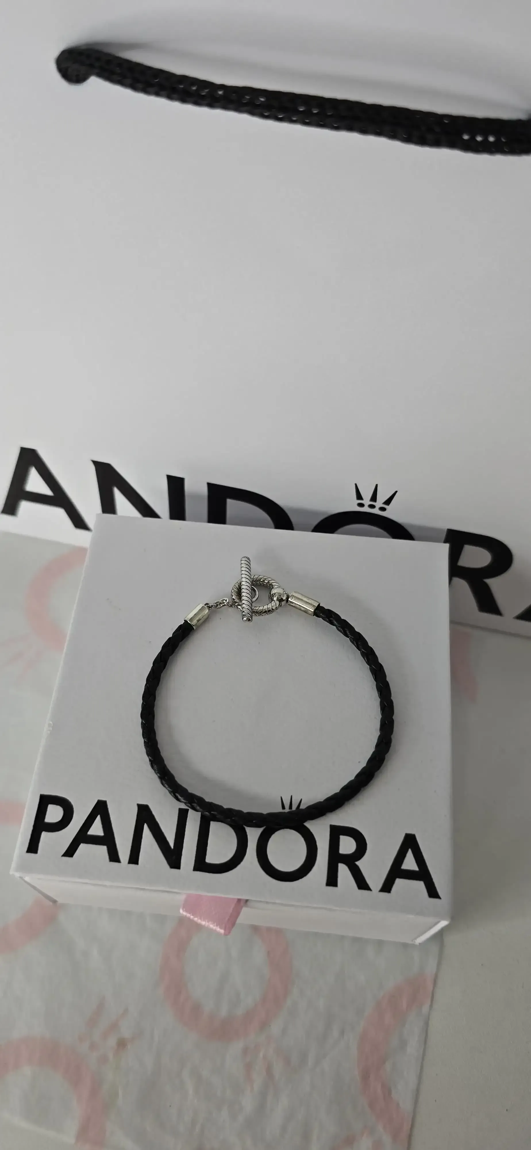 Pandora T-bar leather black moments bracelet  4